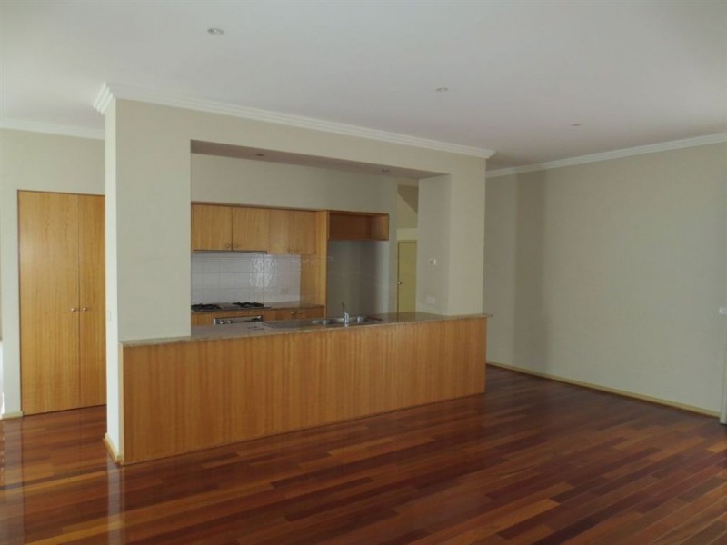 10 Lakeview Court, Glen Waverley VIC 3150