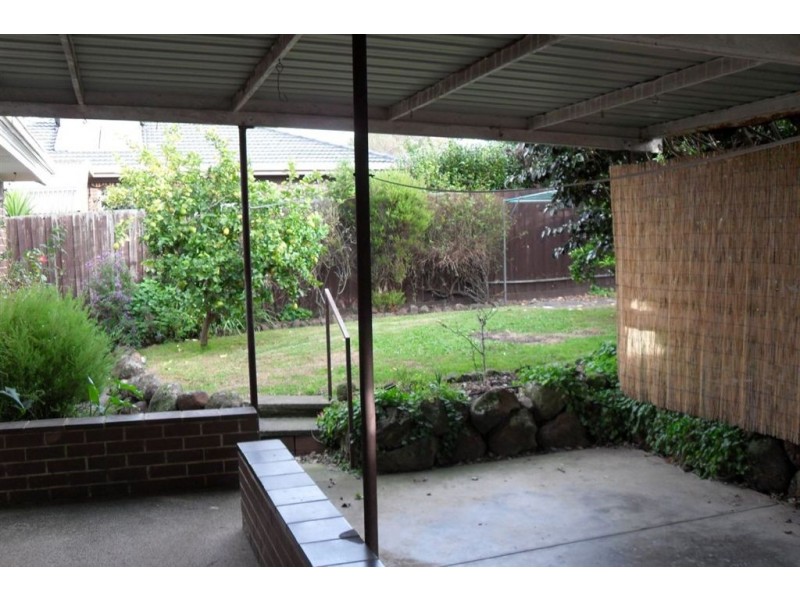 1 Trenton Avenue, Glen Waverley VIC 3150