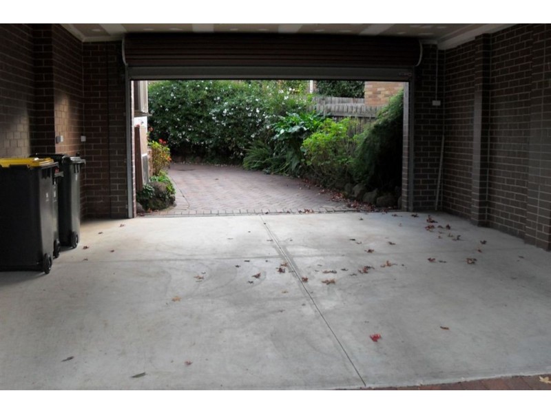 1 Trenton Avenue, Glen Waverley VIC 3150