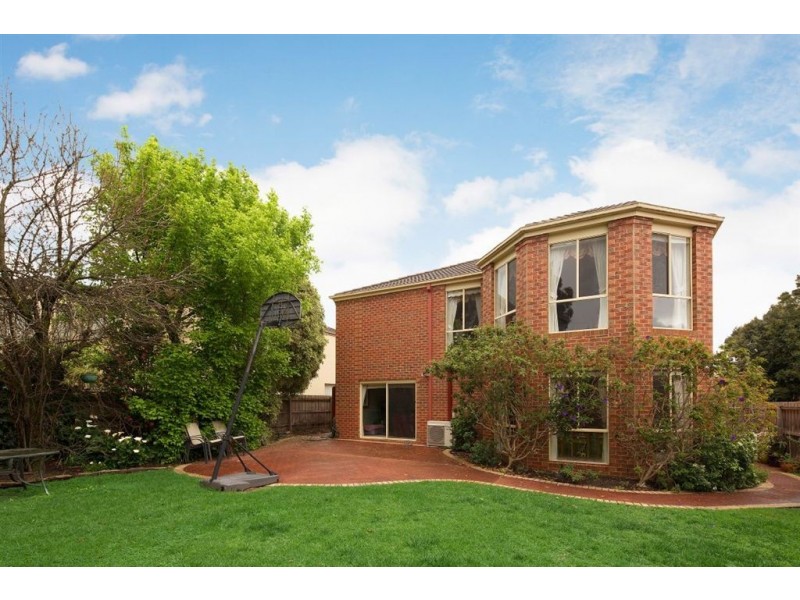 54 Medina Road, Glen Waverley VIC 3150