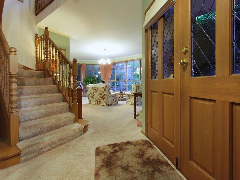 5 Redfield Court, Wheelers Hill VIC 3150