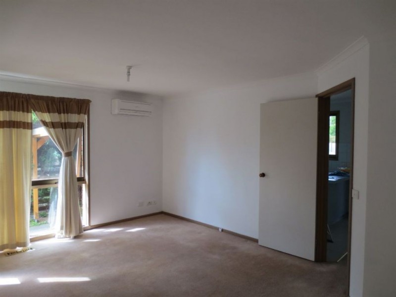 2/566 Highbury Road, Glen Waverley VIC 3150