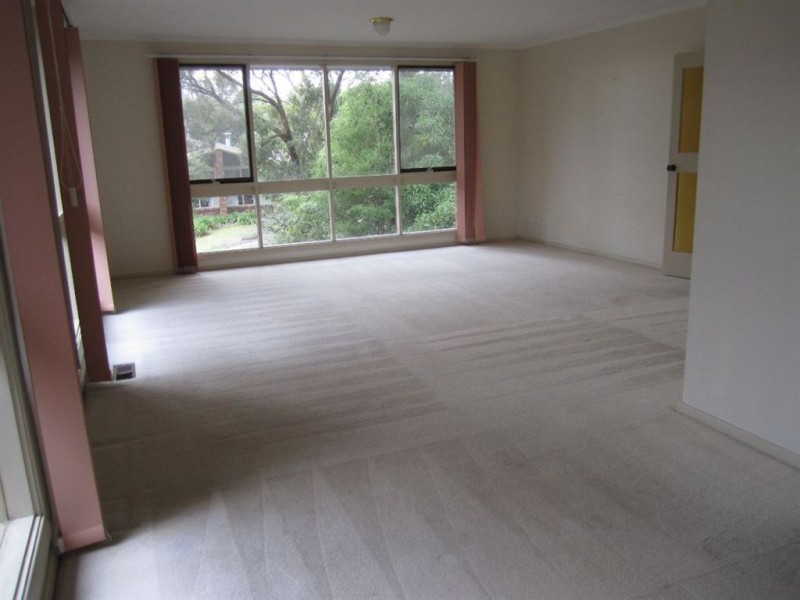 9 Greenbriar Avenue, Wheelers Hill VIC 3150