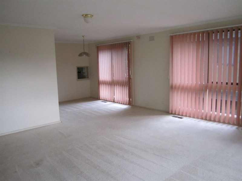 9 Greenbriar Avenue, Wheelers Hill VIC 3150