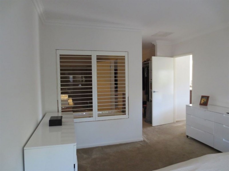 3 Artesian Place, Waterways VIC 3195