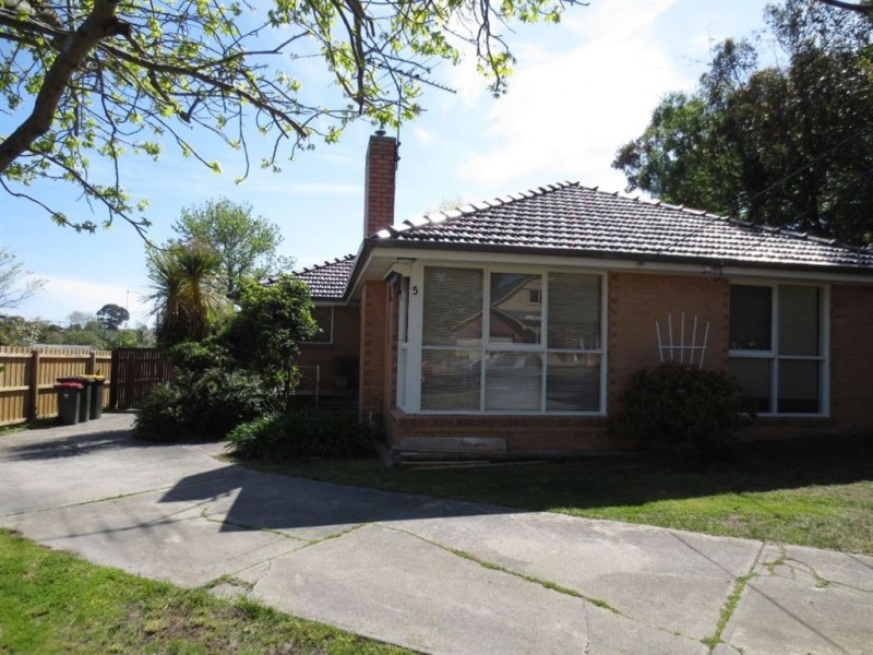 5 Oakern Street, Mount Waverley VIC 3149