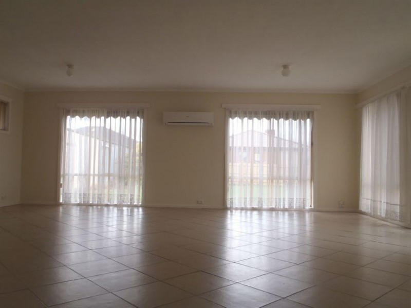 4 Crocus Crescent, Glen Waverley VIC 3150