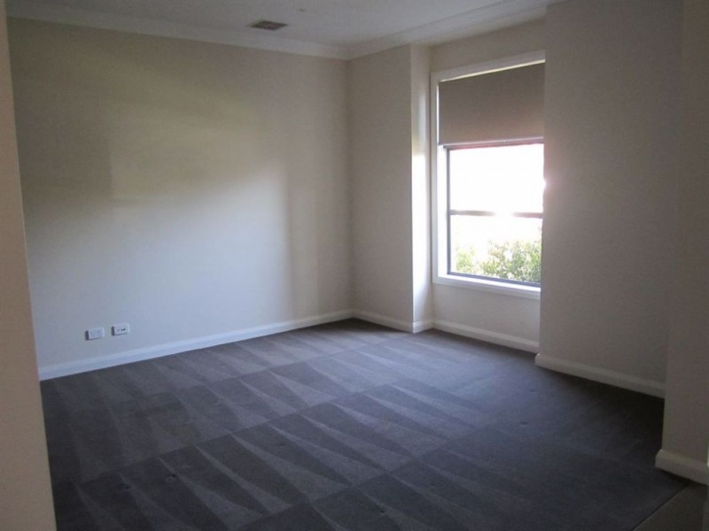 1/11 Charlton Street, Mount Waverley VIC 3149