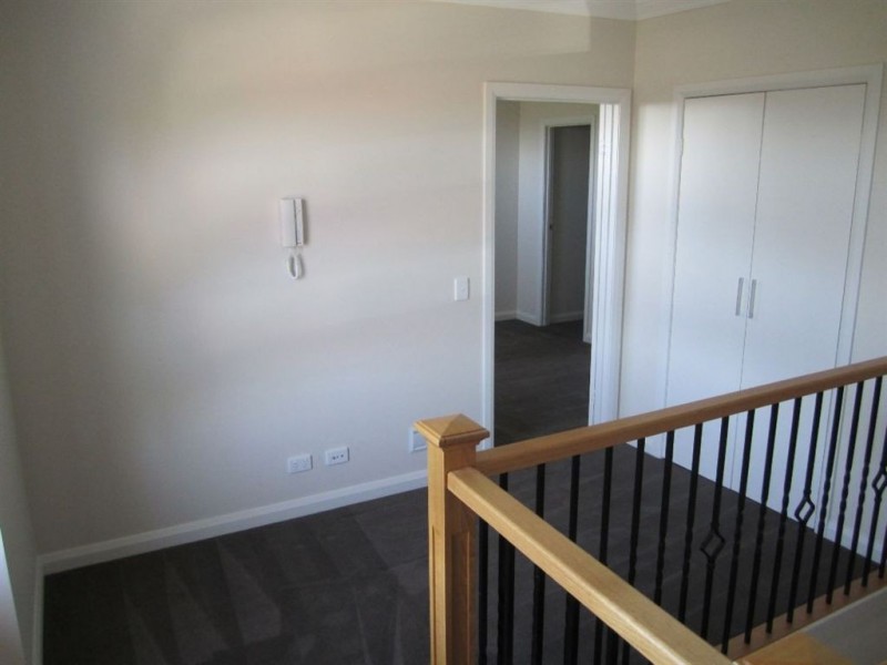 1/11 Charlton Street, Mount Waverley VIC 3149