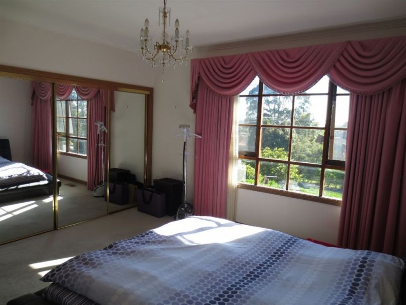 32 Remington Drive, Glen Waverley VIC 3150