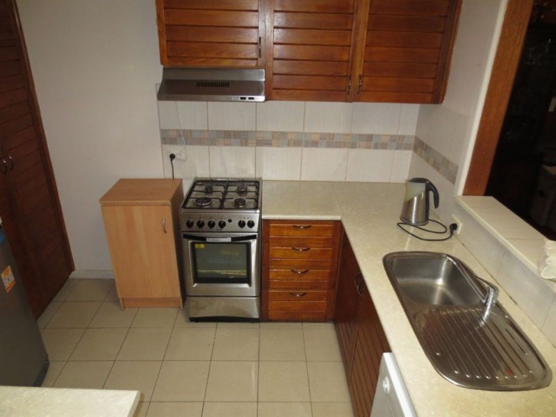 1/4 Monterey Avenue, Glen Waverley VIC 3150