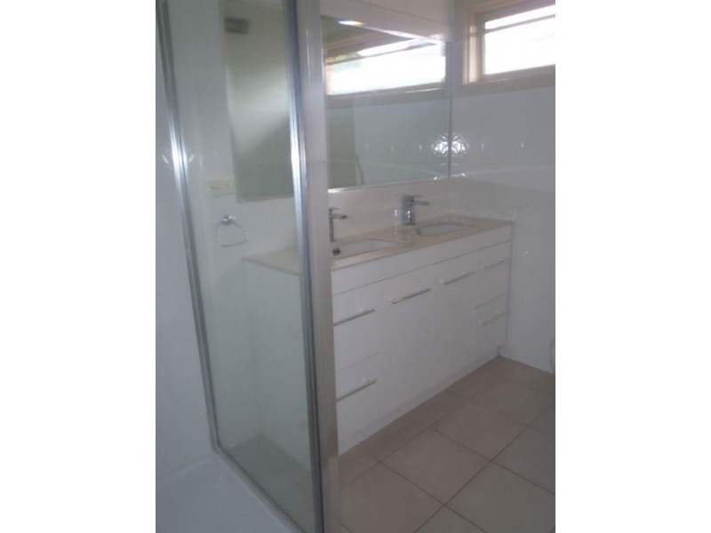 1/27 Myrtle Street, Glen Waverley VIC 3150