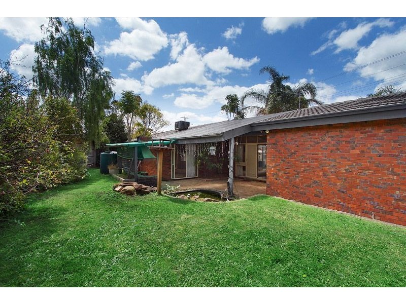 1 Banksia Court, Wheelers Hill VIC 3150