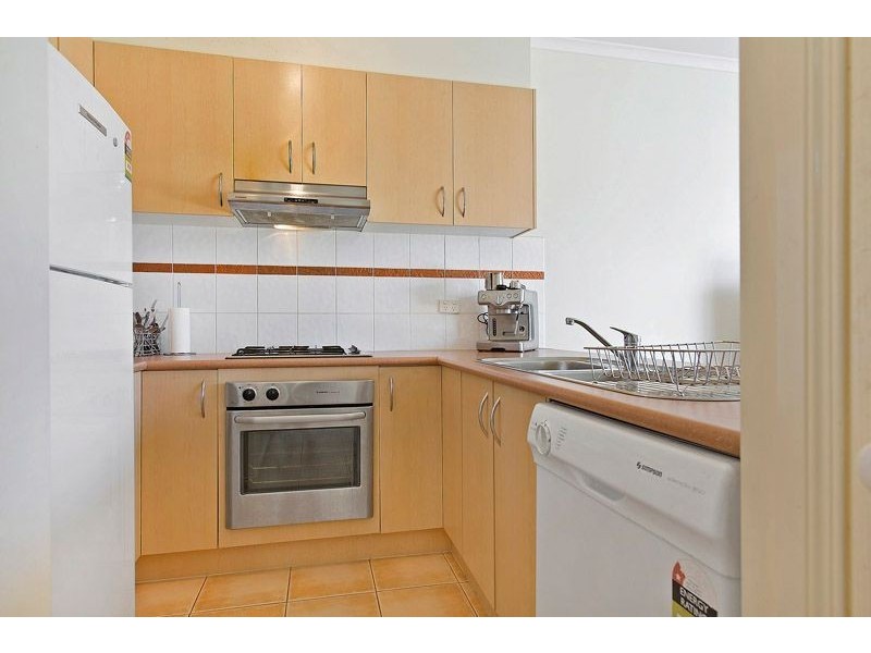 15/18 Tulloch Grove, Glen Waverley VIC 3150