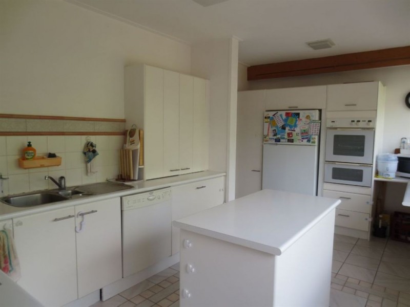 5 Panfield Avenue, Ringwood VIC 3134