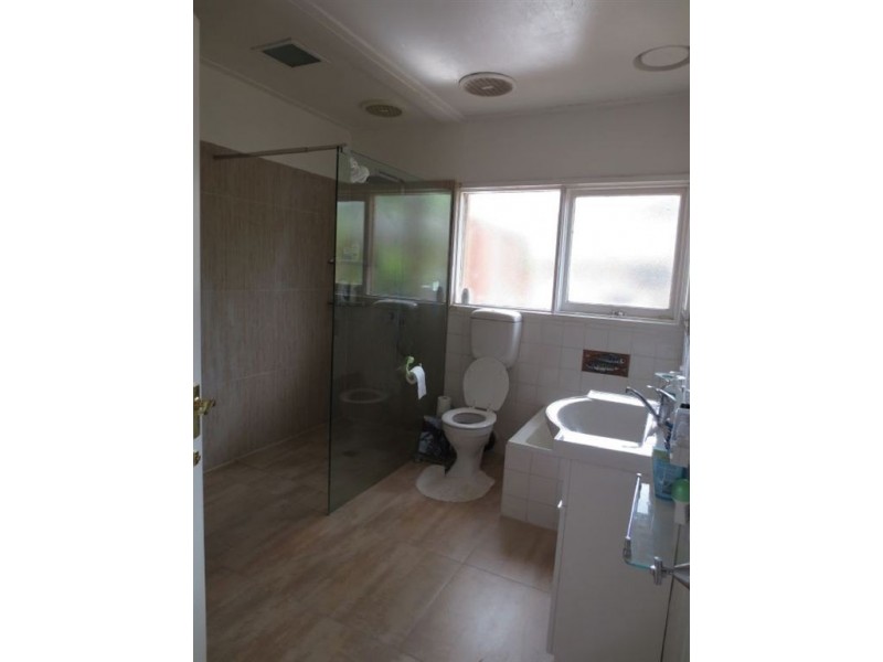 5 Panfield Avenue, Ringwood VIC 3134