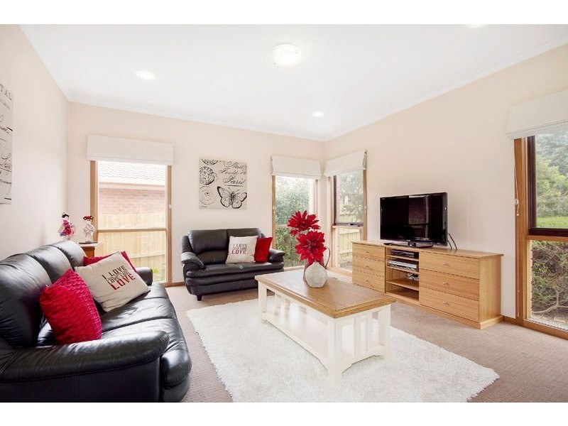 10 Miriam Close, Wheelers Hill VIC 3150