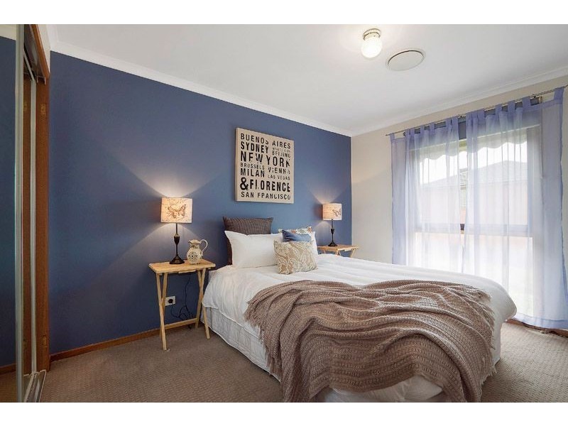 10 Miriam Close, Wheelers Hill VIC 3150