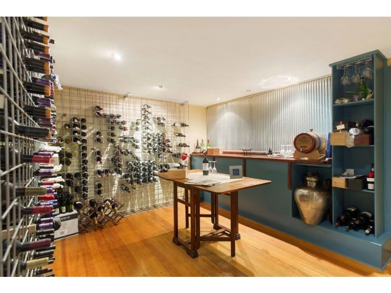 33 Mackintosh Road, Wheelers Hill VIC 3150