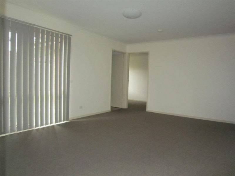 1 Julie Close, Wantirna South VIC 3152