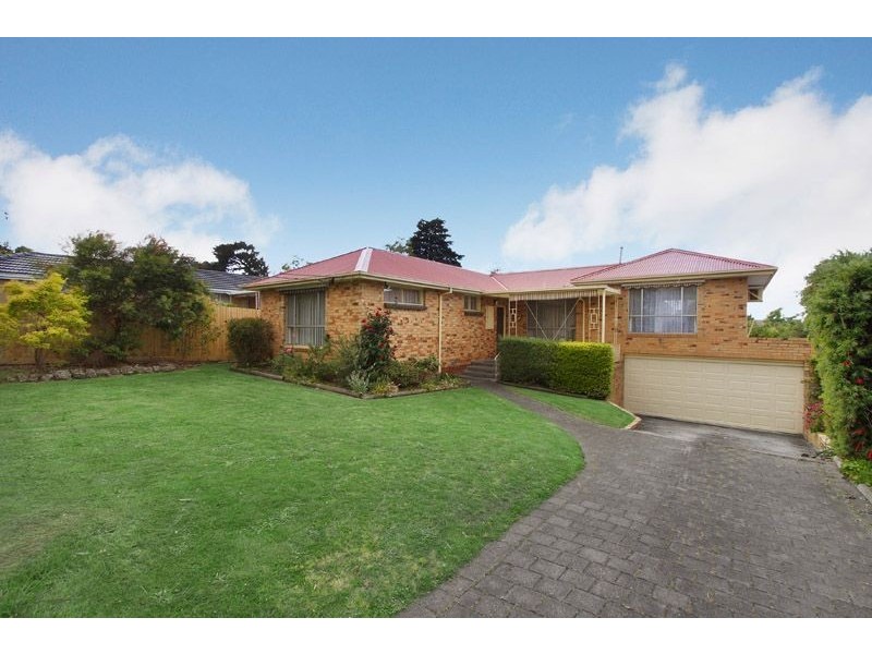 12 Angus Drive, Glen Waverley VIC 3150