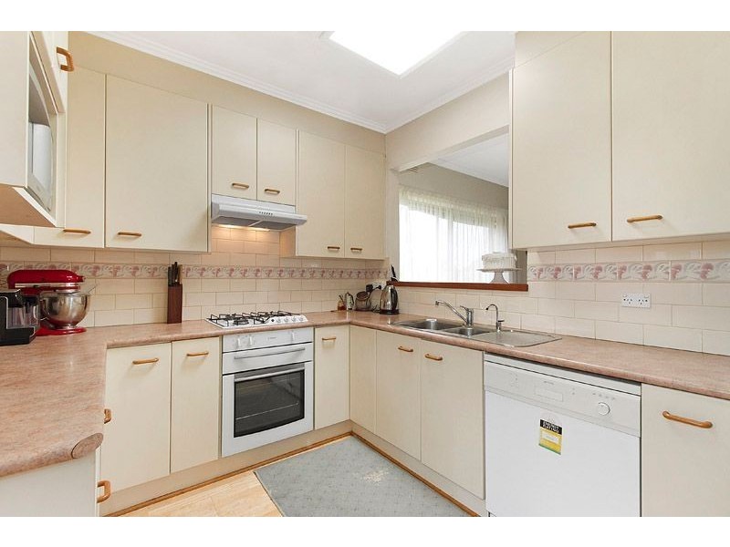 12 Angus Drive, Glen Waverley VIC 3150