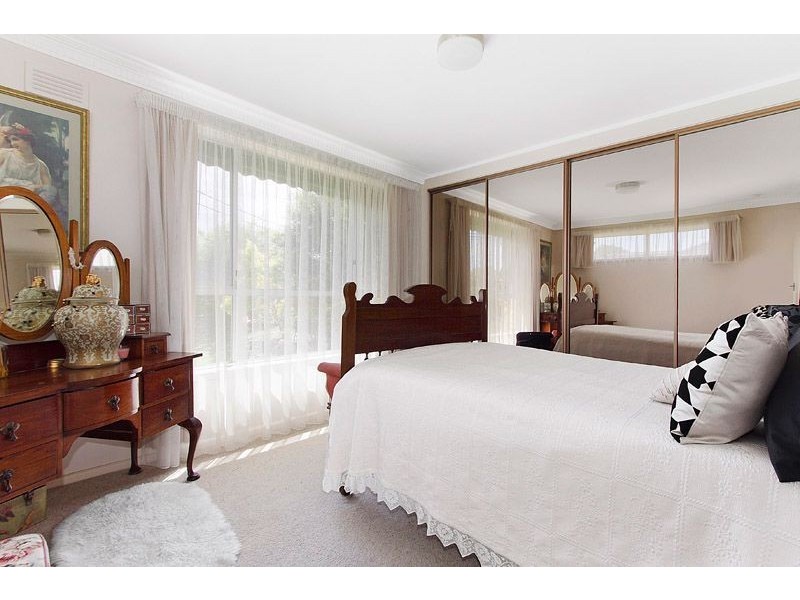 12 Angus Drive, Glen Waverley VIC 3150