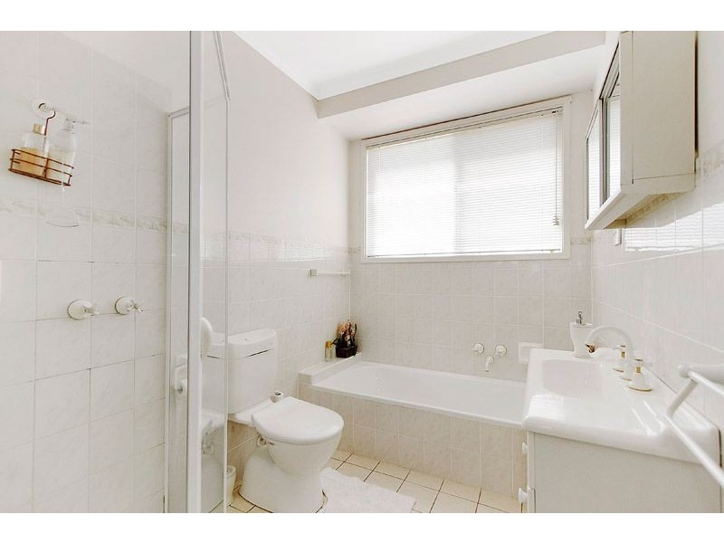 12 Angus Drive, Glen Waverley VIC 3150