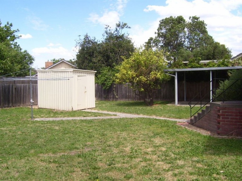 51 Charlton Street, Mount Waverley VIC 3149