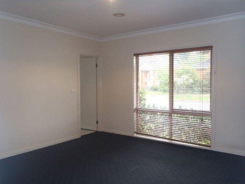 1/28 Hinkler Road, Glen Waverley VIC 3150