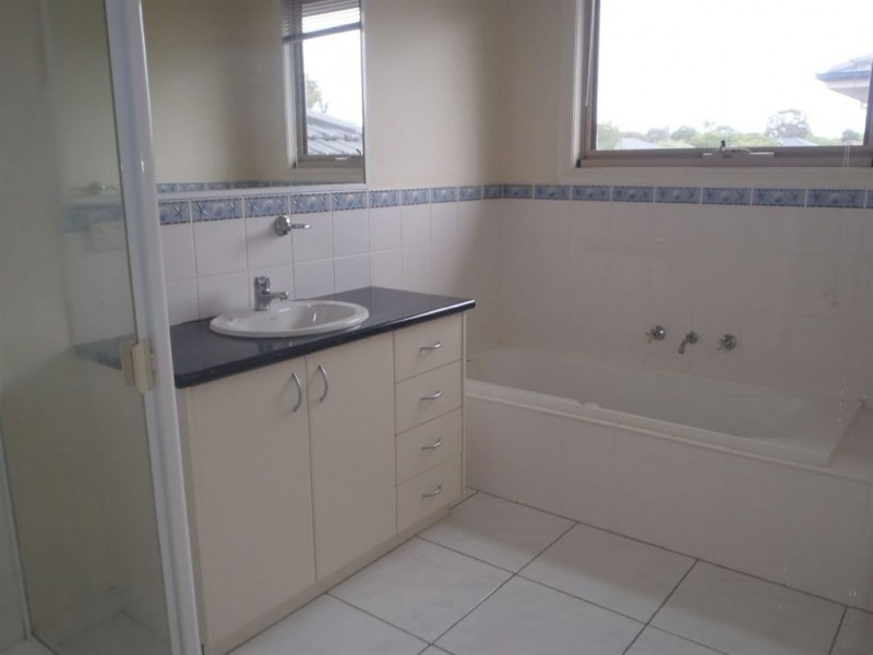 1/28 Hinkler Road, Glen Waverley VIC 3150