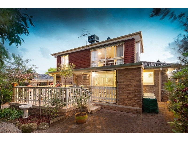 51 Galahad Crescent, Glen Waverley VIC 3150