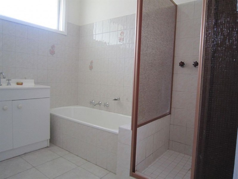 60 Windella Crescent, Glen Waverley VIC 3150