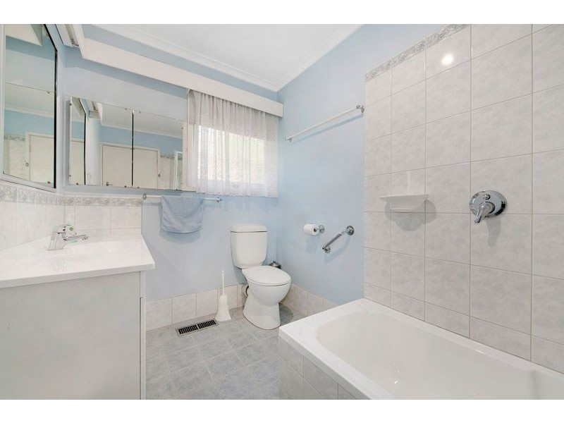 10 Rocklands Road, Ashwood VIC 3147