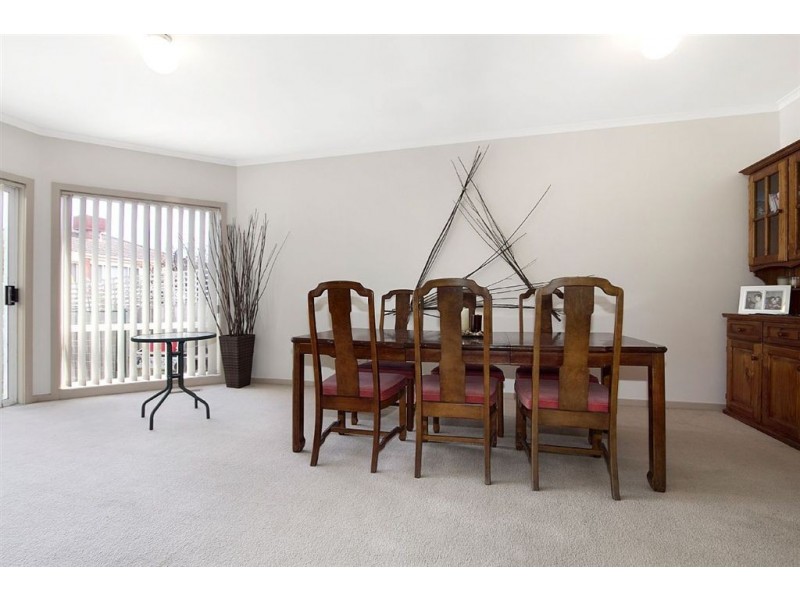 25 The Quadrangle, Glen Waverley VIC 3150