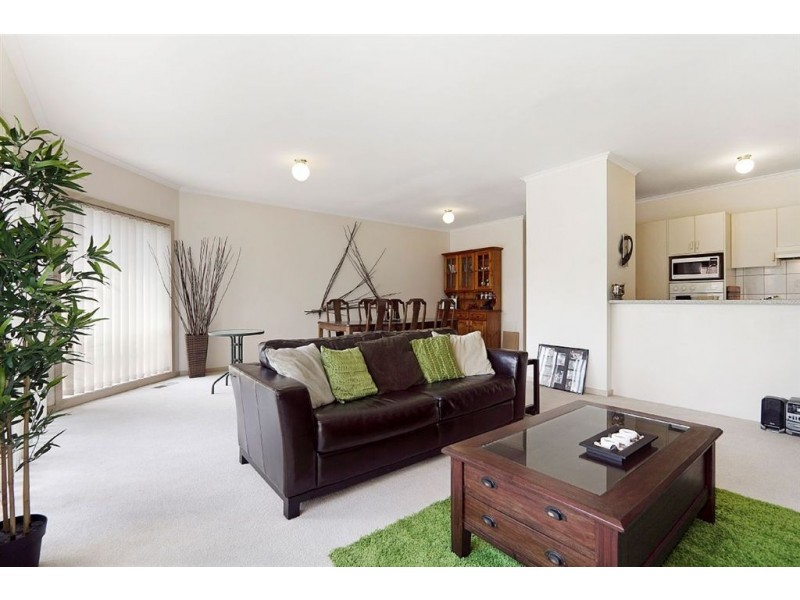 25 The Quadrangle, Glen Waverley VIC 3150