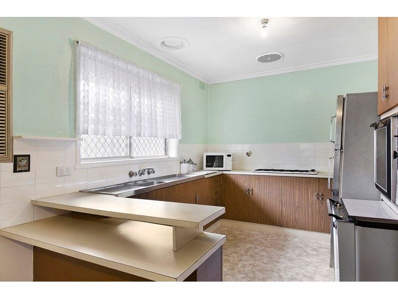 8 Academy Avenue, Wheelers Hill VIC 3150