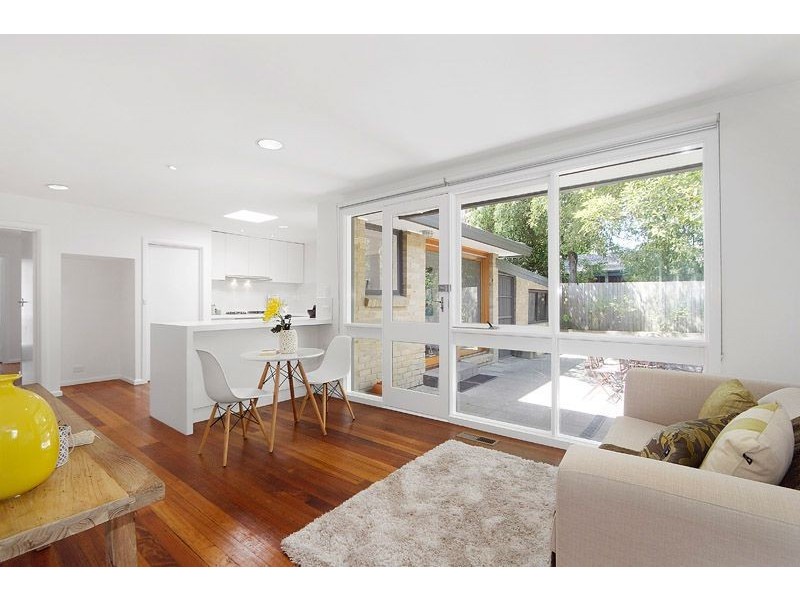 40 Rowitta Drive, Glen Waverley VIC 3150