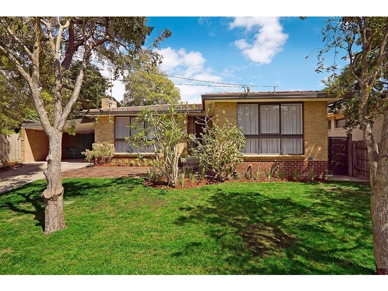 40 Rowitta Drive, Glen Waverley VIC 3150