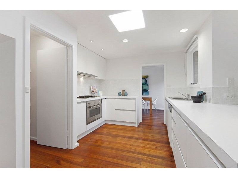 40 Rowitta Drive, Glen Waverley VIC 3150