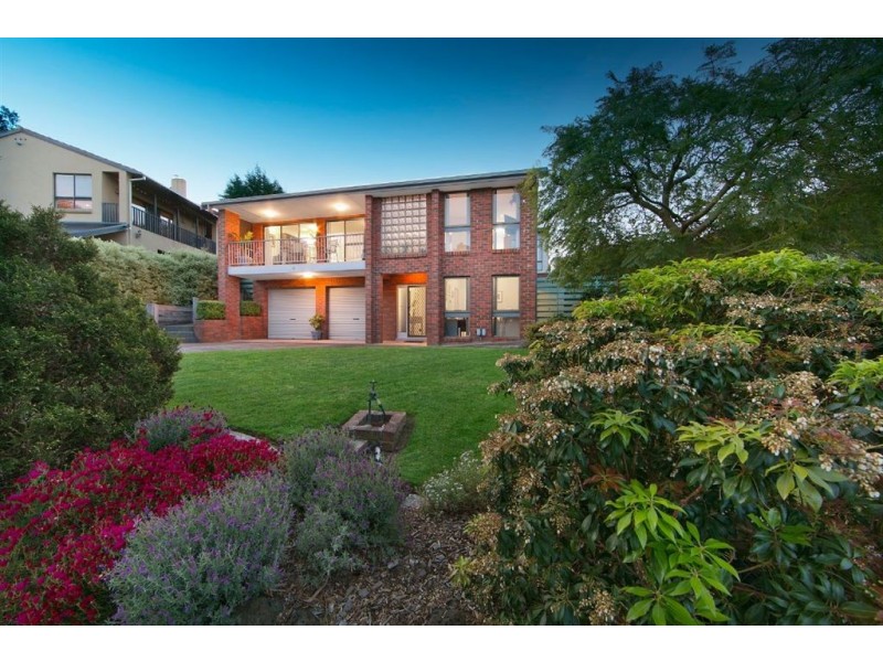12 Harlingford Court, Wheelers Hill VIC 3150