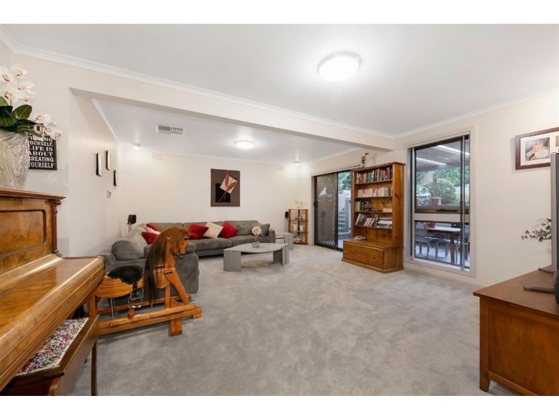 12 Harlingford Court, Wheelers Hill VIC 3150