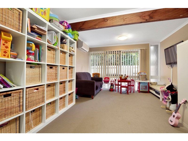 21 Longbourne Avenue, Notting Hill VIC 3168