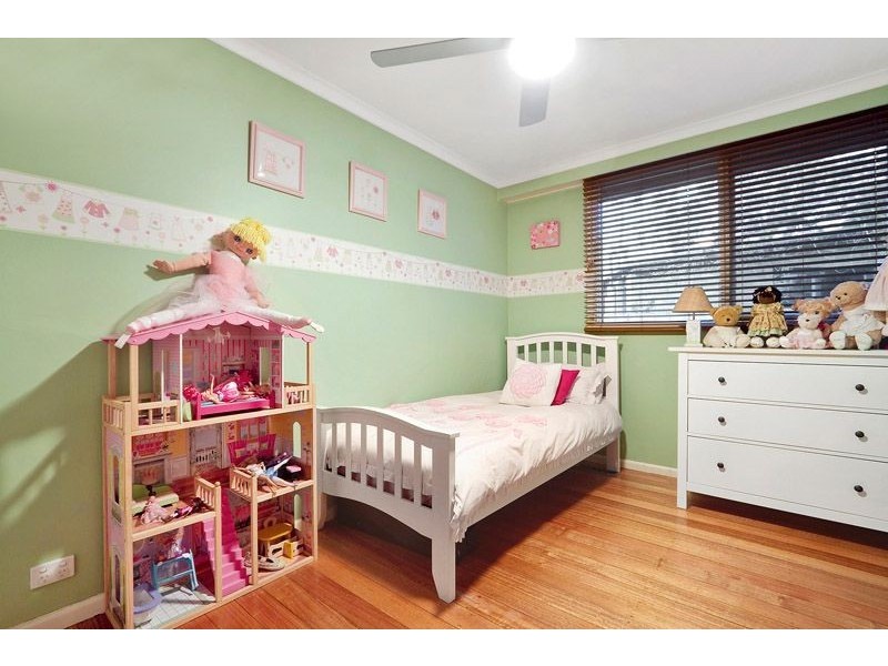 21 Longbourne Avenue, Notting Hill VIC 3168