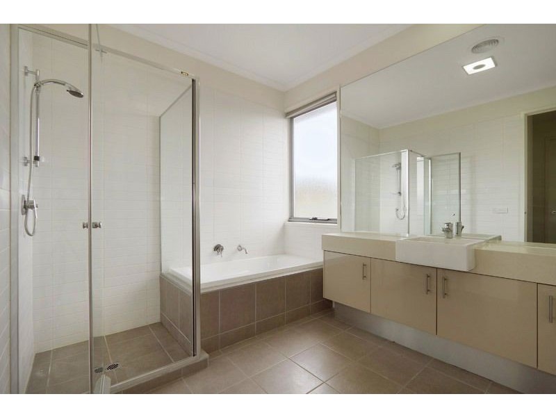 5 Alluvium Way, Mount Waverley VIC 3149