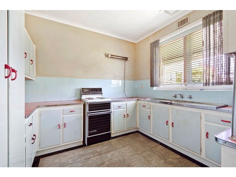 5 Hillview Avenue, Mount Waverley VIC 3149