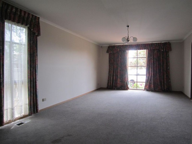 2 Heysen Court, Rowville VIC 3178