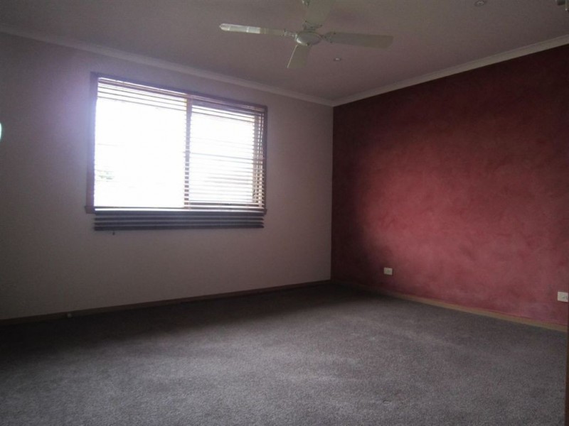 2 Heysen Court, Rowville VIC 3178