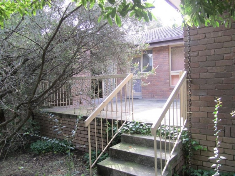 9 Greenbriar Avenue, Wheelers Hill VIC 3150