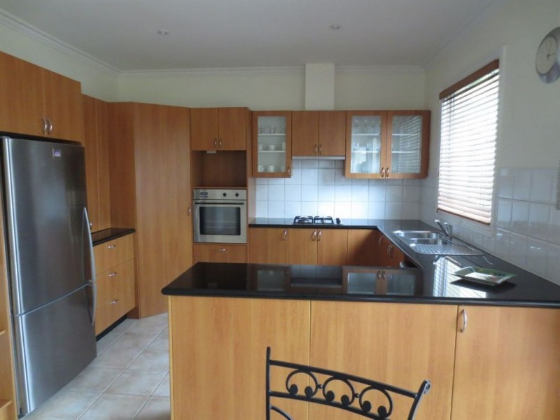 1 Kerrie Road, Glen Waverley VIC 3150